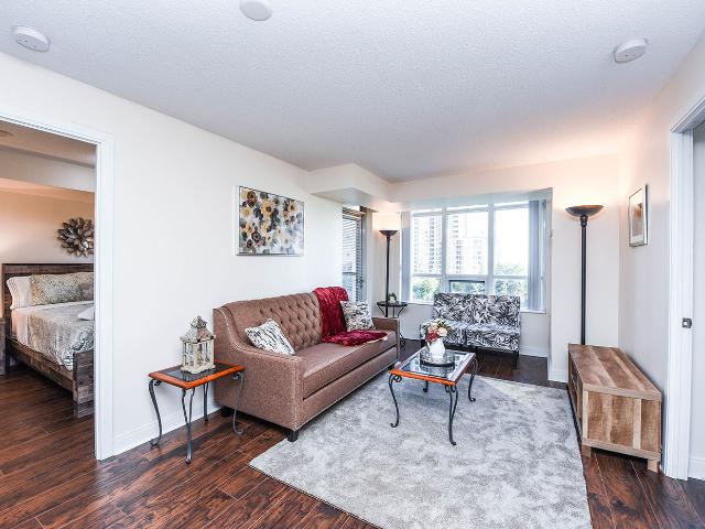 Mississauga Furnished Condo Rental Lovely 2 Bedroom, 2 Bathroom with Balcony in Mississauga