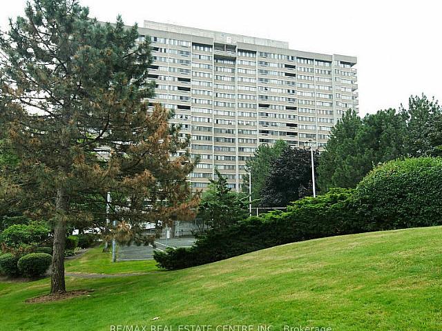 Mississauga,on 2 Bdr 2 Bth