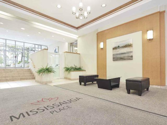 Mississauga Place 1 Bedroom Apartment for Rent at 3620 Kaneff Cres, Mississauga, ON L5A 3X1 Fairview