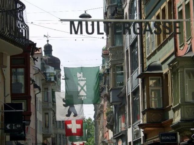 Mitten in St. Gallen charmante 4 Zimmer Wohnung zu vermieten