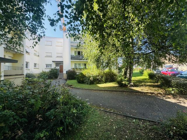 Mittelhausbergen beaux volumes pour ce 4/5 pièces avec balcons et garage