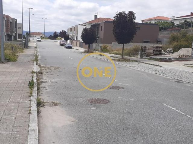 Terreno Construção Besteiros, Paredes