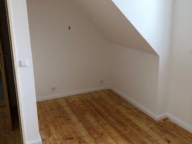 Mit WBS Single Wohnung mit Badewanne im Stadtteil Görden
