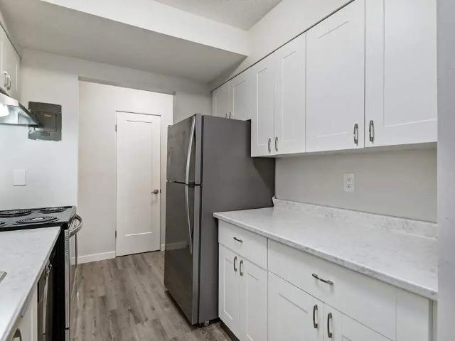 Mitchell Manor 2 Bedroom Apartment for Rent at 1814 22nd St W, Saskatoon, SK S7M 0T7 Mount Royal
