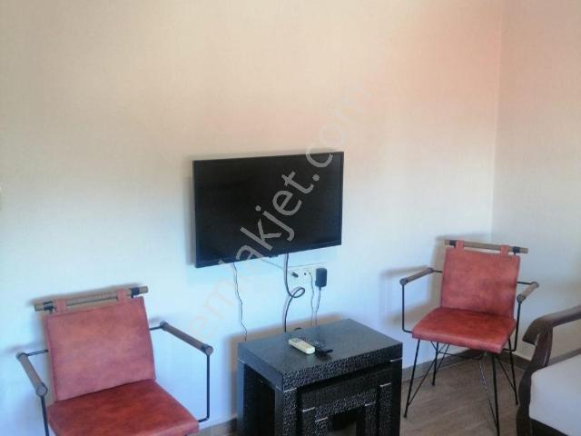 Mithatpaşa Mh. Çarşı Merkezinde Eşyalı Harika Kiralık 1+1 Daire