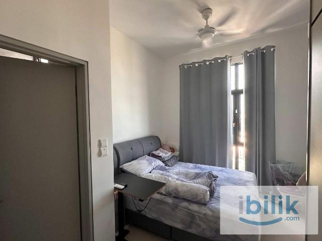 Mix Comfy master room for rent at verando residence