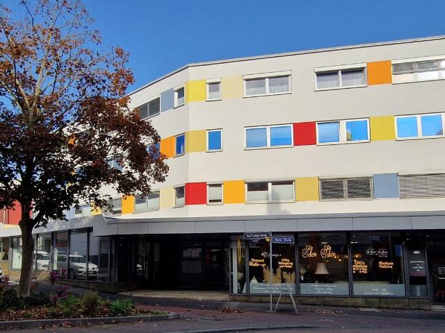 Mix aus Büros, Praxen, Läden und 3 Wohnungen im Herzen von Limburg