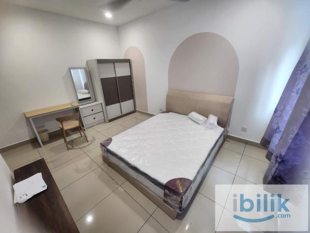 Mix Gender Unit Master Bedroom For Rent @ Seksyen 22 Shah Alam