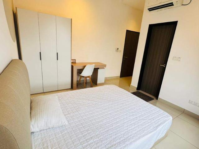 Mix Gender Unit Master Bedroom Fully furnished Airbnb Style Concept