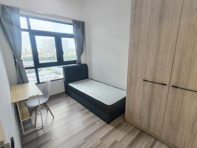 Mix Gender Unit Rooms for Rent near to APU, IMU, LRT, IOI Puchong and Pavillion Bukit Jalil