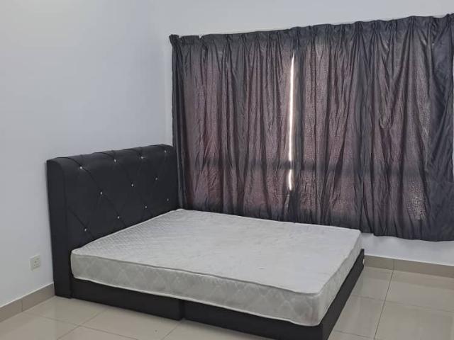 [Mix Unit] Big Master Room with Private Bathroom at OUG Parklane, Old Klang Road