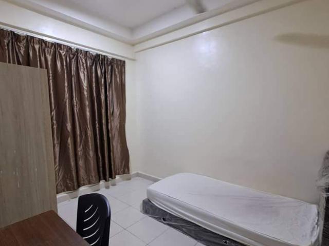 Mix Unit_Small Room Rafflesia Condo