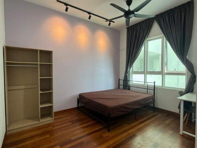 [MIXED UNIT] MEDIUM ROOM FOR RENT