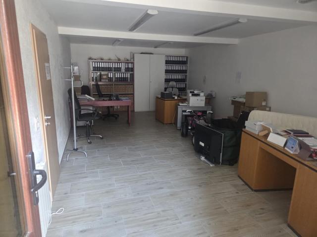 Mixed use building for rent in Chamoson 390 m² | dreamo. Ch