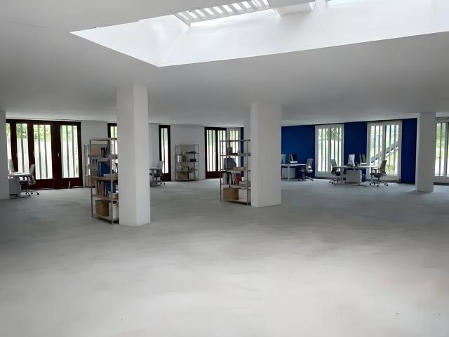 Mixed use building for rent in Zürich 320 m² | dreamo. Ch