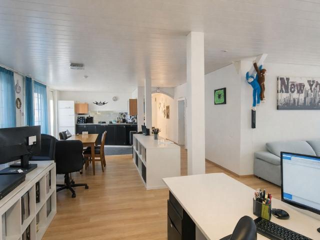 Mixed use building on sale in Bubendorf 1 265 m² | dreamo. Ch