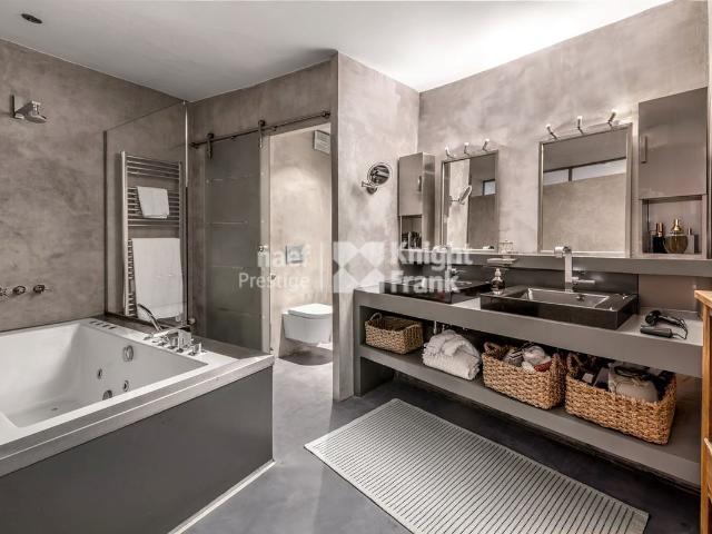 Mixed use building on sale in Epesses Ref 4494 | dreamo. Ch