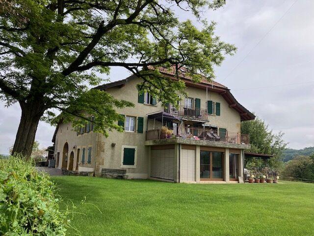 Mixed use building on sale in La Chaux Cossonay 800 m² | dreamo. Ch