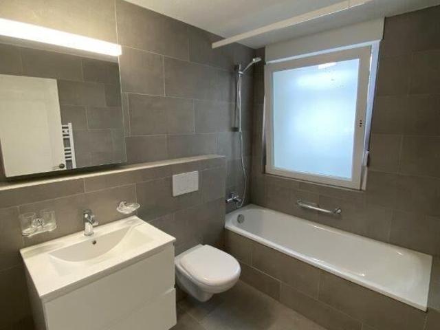 Mixed use building on sale in La Chaux de Fonds Ref I 26 018 | dreamo. Ch