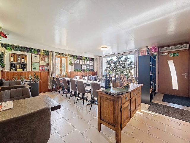 Mixed use building on sale in Montet Broye 900 m² | dreamo. Ch
