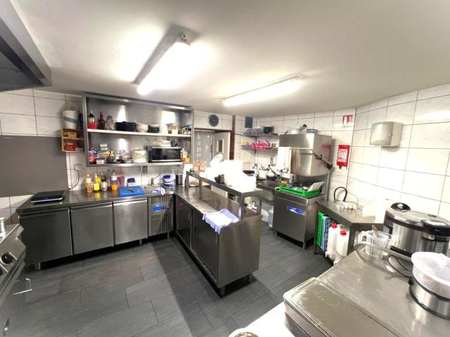 Mixed use building on sale in St Léonard | dreamo. Ch