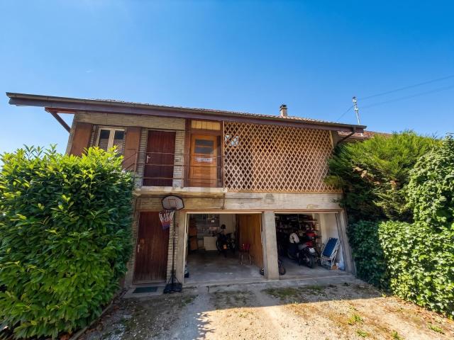 Mixed use building with 10 rooms on sale in Combremont le Grand 650 m² | dreamo. Ch