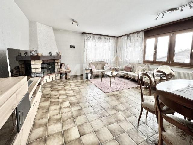 Mixed use building with 12 rooms on sale in Les Breuleux 501 m² | dreamo. Ch