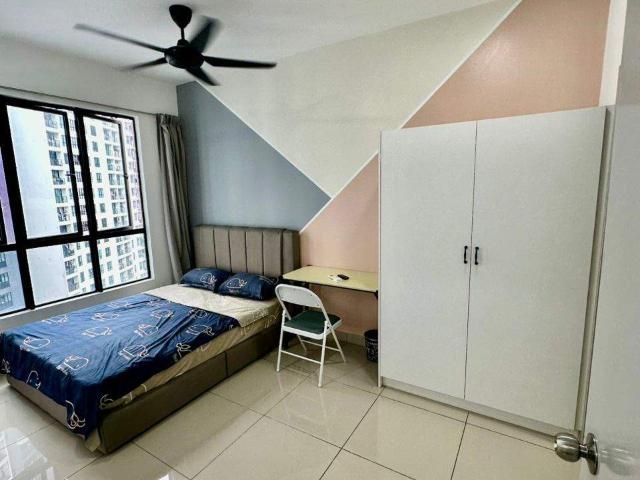 Mizumi Master Room | Walk to MRT | Fully Furnished | Utilities Included