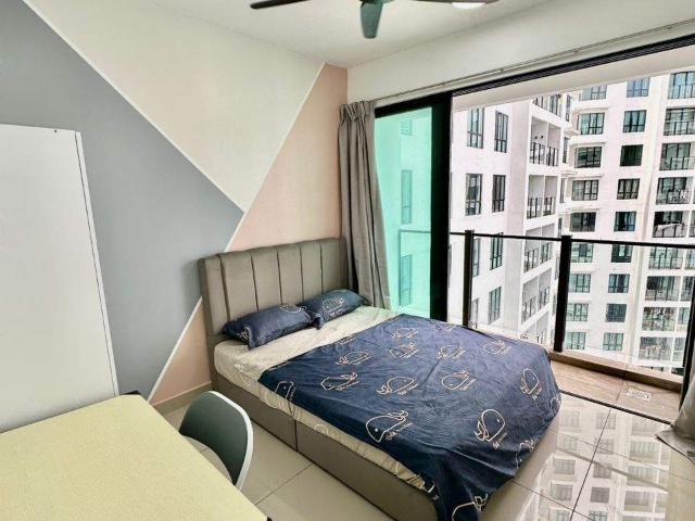 Mizumi Middle Room with Balcony | Walk to MRT | Fully Furnished | Utilities Included
