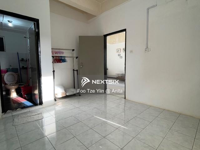 MJC Batu kawa Ground Floor Corner Shop For Rent