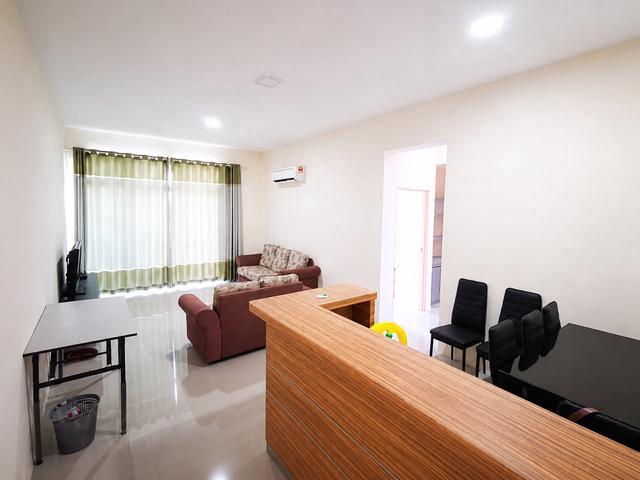 MJC SKYVILLA RESIDENCE CORNER FOR SALE At BATU KAWA KUCHING