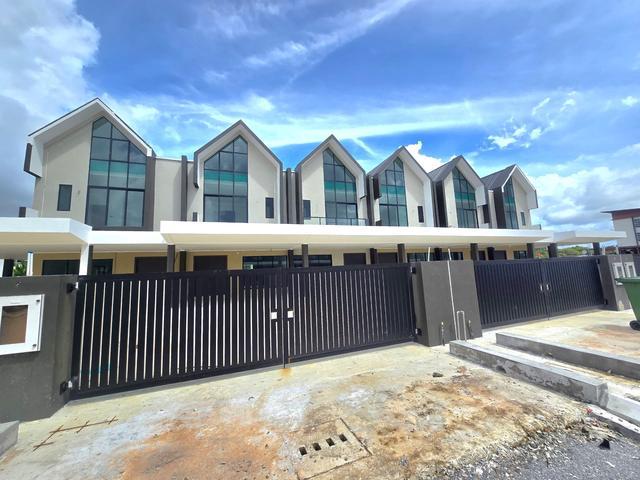 Mjc Pines View Double Storey Terrace House for Sale
