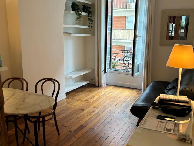 Mo MALHESHERBES / rue de Lévis 2 pièces 34m2