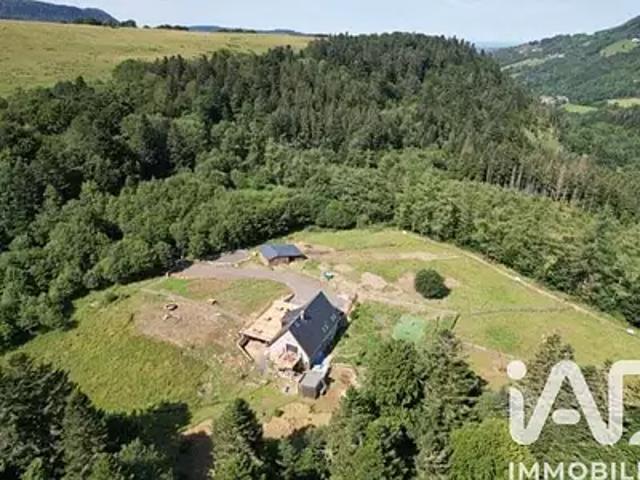 Mont Dore 63240 Achat / Vente maison 7 pièces t7