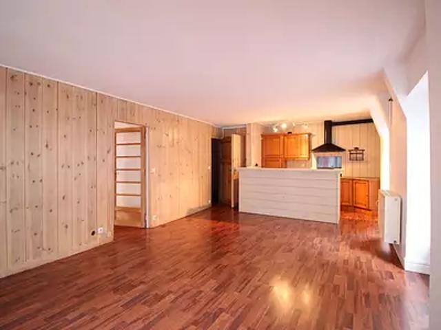 Mont Dore 63240 Location appartement 4 pièces t4 au dernier étage
