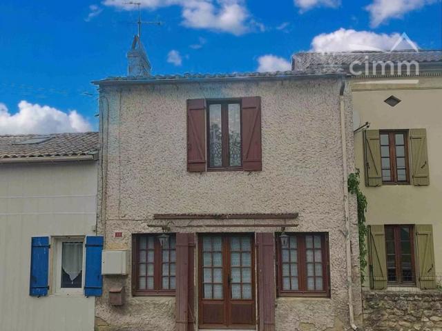 MONTCARET Maison Mitoyenne 4 chambres avec vue dégagée