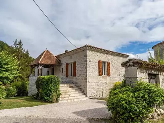 Montcuq en Quercy Blanc 46800 Achat / Vente maison 5 pièces t5