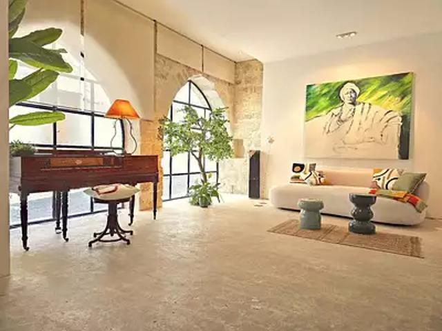 Montcuq en Quercy Blanc 46800 Achat / Vente maison 8 pièces t8 parking