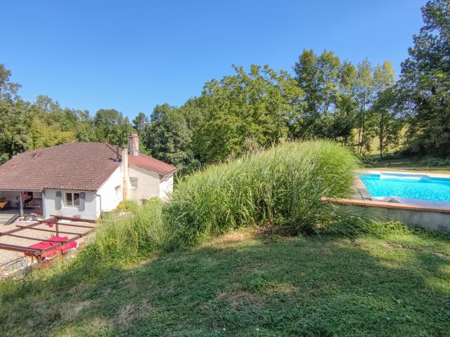 Montcuq Vente Propriété/château 46