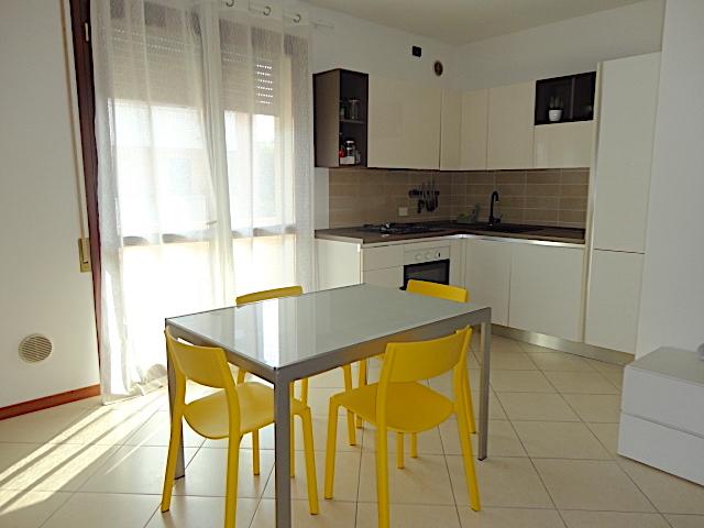 Montà: elegante appartamento ammobiliato