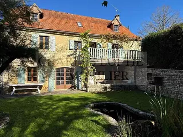 Montamel 46310 Achat / Vente maison 8 pièces t8 piscine
