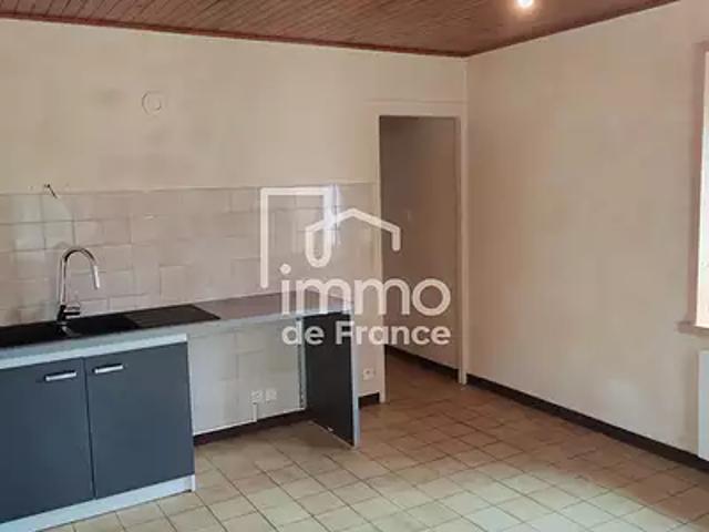 Montanges 01200 Location appartement 2 pièces t2 au dernier étage