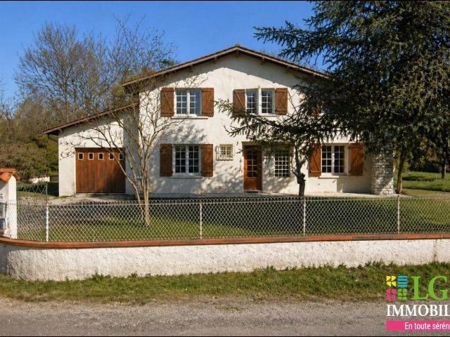 Montans, maison de 175 m² avec garage et piscine 176m² Montans