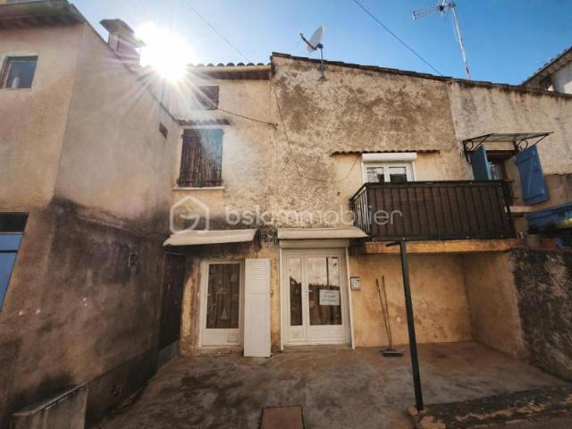 Montagnac Montpezat 04500 — Maison de village à rénover