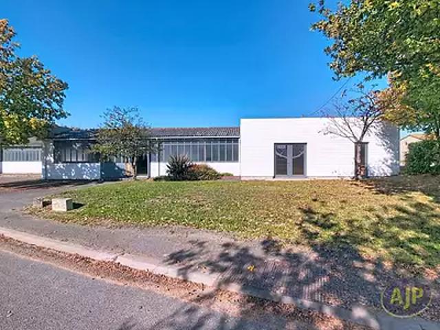 Montaigu Vendée 85600 Achat / Vente divers