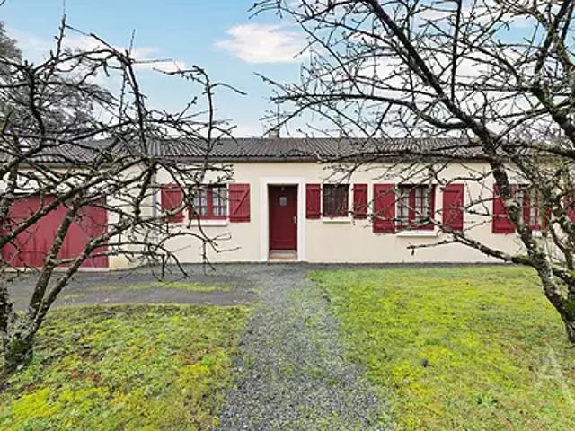 Montaigu Vendée 85600 Achat / Vente maison 5 pièces t5 au dernier étage cave