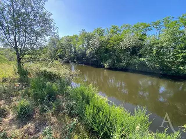 Montaigu Vendée 85600 Achat / Vente terrain au dernier étage