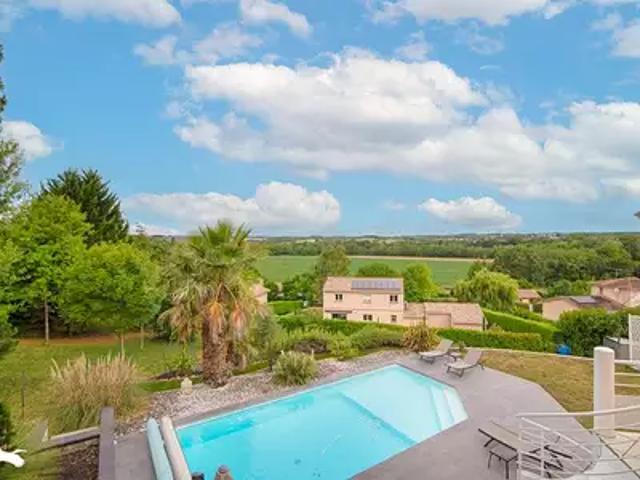 Montaigut sur Save 31530 Achat / Vente maison 6 pièces t6 au dernier étage parking