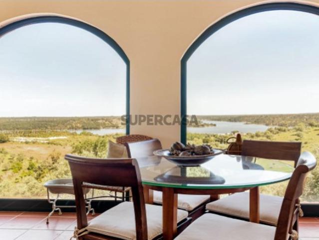 Montargil Moradia Única com Vista Panorâmica sobre a Albufeira. Em Venda!