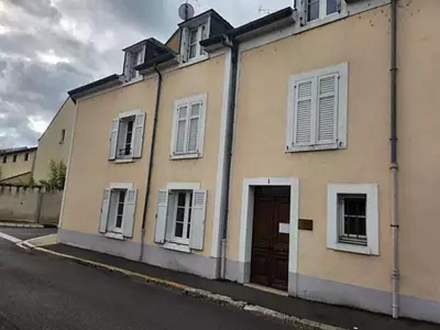 Montargis 45200 Achat / Vente appartement 2 pièces t2 au dernier étage